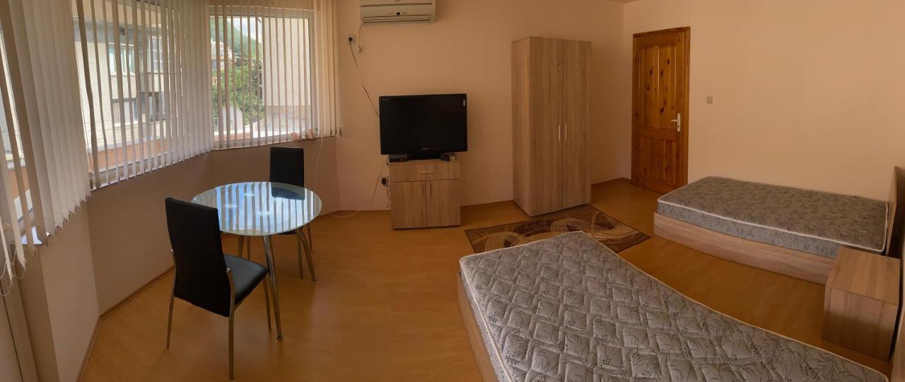 Стаи За Гости Маринови Provadiya Extérieur photo