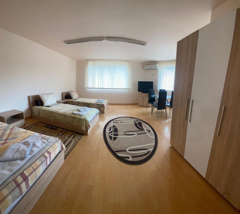 Стаи За Гости Маринови Provadiya Extérieur photo